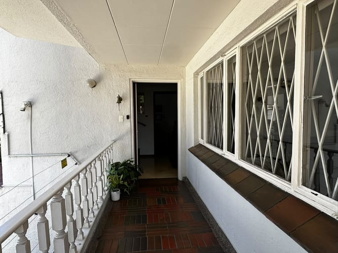 Casa de 3 alcobas en venta en Chicó Navarra, Bogotá, 225 m² · foto 18 de 19