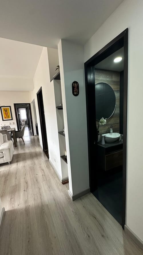 Apartamento de 3 alcobas en venta en Ciudad Salitre, Bogotá, 95 m² · foto 3 de 21