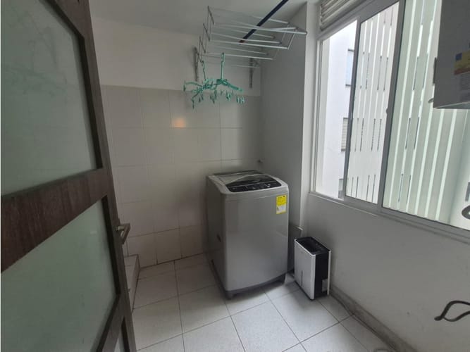 Apartamento de 2 alcobas en venta en Santa Barbara, Bogotá, 91 m² · foto 16 de 17