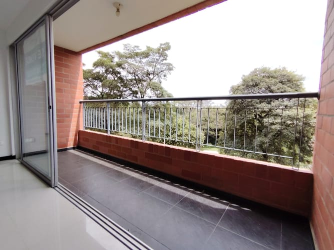Apartamento de 3 alcobas en arriendo en Ciudad Jardin, Cali, 90 m² · foto 9 de 9