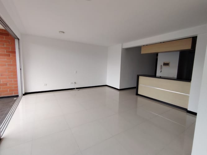 Apartamento de 3 alcobas en arriendo en Ciudad Jardin, Cali, 90 m² · foto 4 de 9