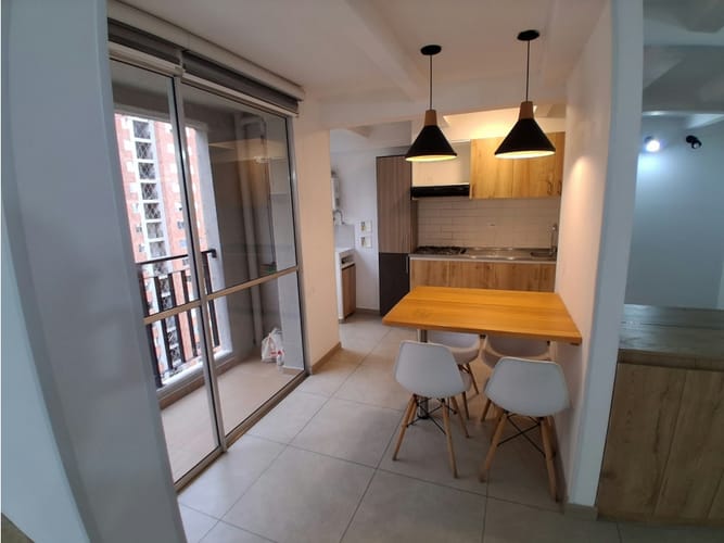 Apartamento de 2 alcobas en arriendo en Las Lomitas, Sabaneta, 63 m² · foto 5 de 24