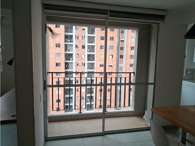 Apartamento de 2 alcobas en arriendo en Las Lomitas, Sabaneta, 63 m² · foto 18 de 24