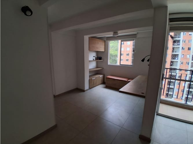 Apartamento de 2 alcobas en arriendo en Las Lomitas, Sabaneta, 63 m² · foto 22 de 24