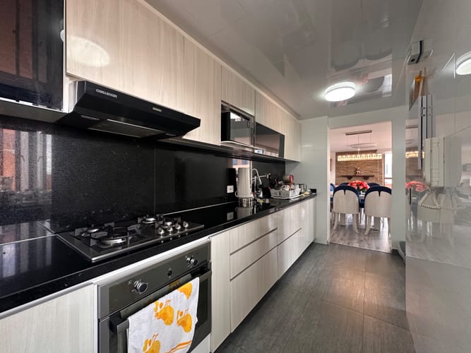 Apartamento de 3 alcobas en venta en Jose Joaquin Vargas, Bogotá, 114 m² · foto 9 de 22