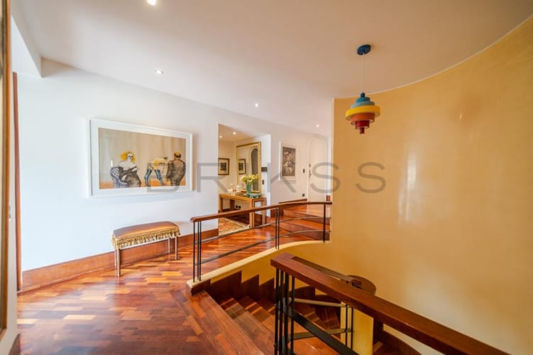Apartamento de 6 alcobas en arriendo en El Refugio, Bogotá, 620 m² · foto 16 de 24