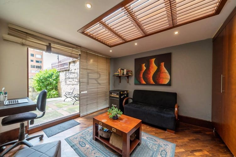 Apartamento de 6 alcobas en arriendo en El Refugio, Bogotá, 620 m² · foto 20 de 24