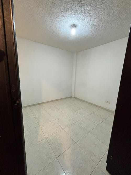 Apartamento de 2 alcobas en arriendo en Engativá, Bogotá, 43 m² · foto 5 de 11