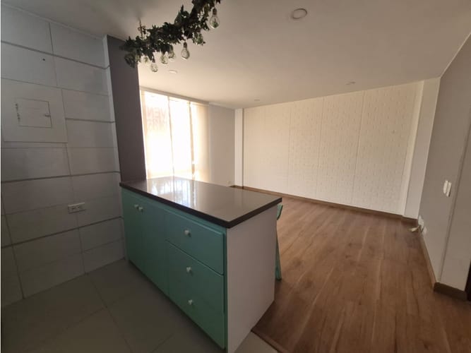 Apartamento de 1 alcoba en venta en Santa Barbara, Bogotá, 42 m² · foto 8 de 15