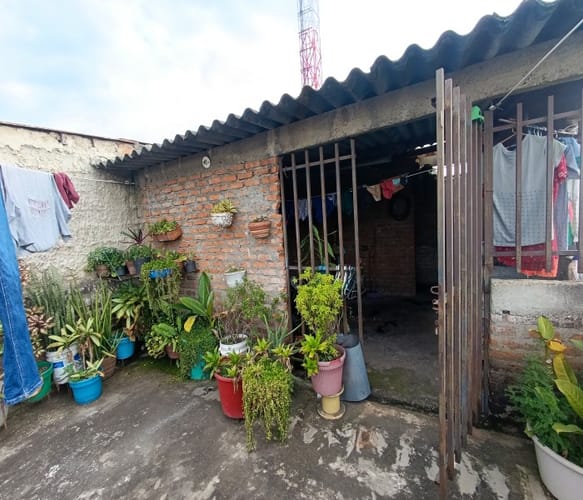 Casa de 4 alcobas en venta en Promociones Populares B, Cali, 145 m² · foto 16 de 18