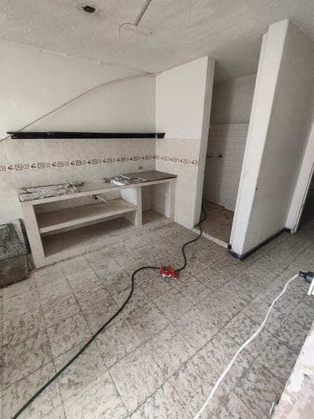 Casa de 12 alcobas en venta en Santa Anita, Cali, 360 m² · foto 4 de 7