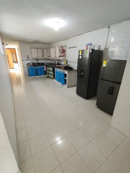 Casa de 12 alcobas en venta en Santa Anita, Cali, 360 m² · foto 7 de 7