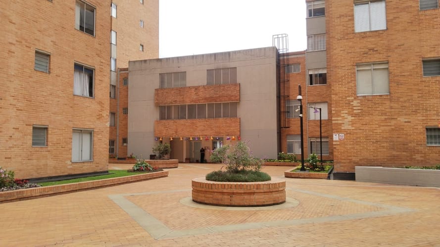 Apartamento de 3 alcobas en arriendo en Ub. Hacienda Cordoba Niza, Bogotá, 100 m² · foto 22 de 24