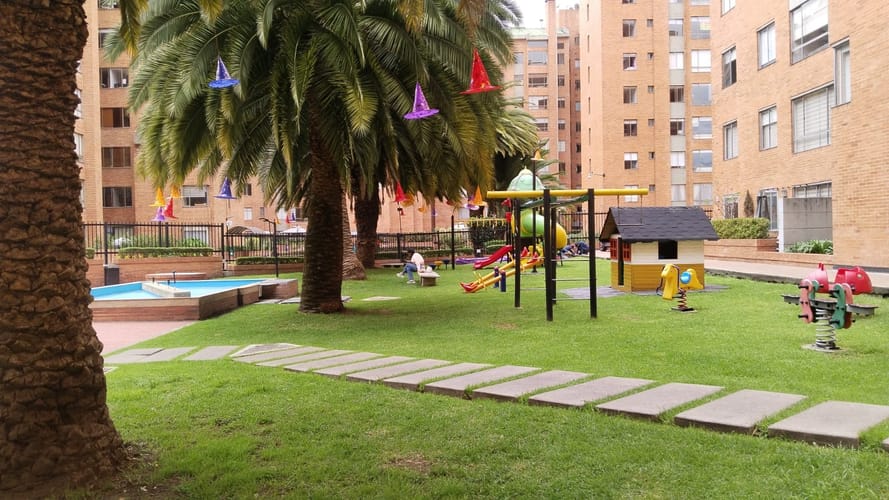Apartamento de 3 alcobas en arriendo en Ub. Hacienda Cordoba Niza, Bogotá, 100 m² · foto 20 de 24