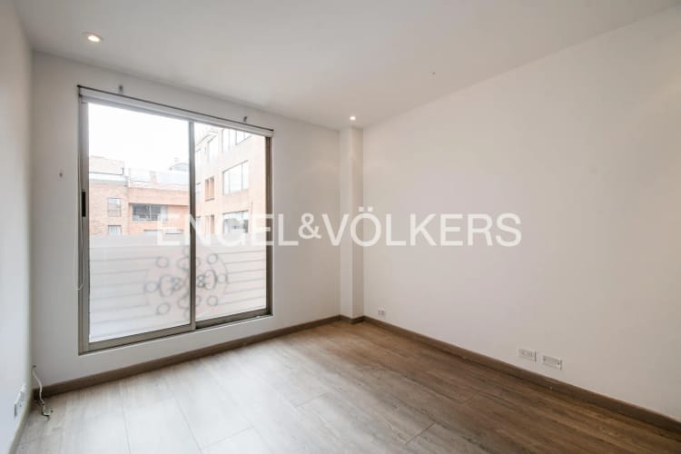 Apartamento de 3 alcobas en arriendo en Chicó Reservado, Bogotá, 234 m² · foto 13 de 18