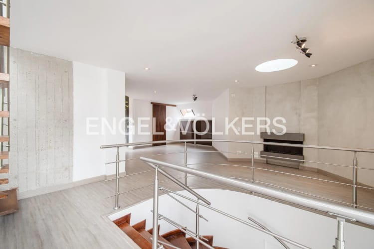 Apartamento de 3 alcobas en arriendo en Chicó Reservado, Bogotá, 234 m² · foto 3 de 18