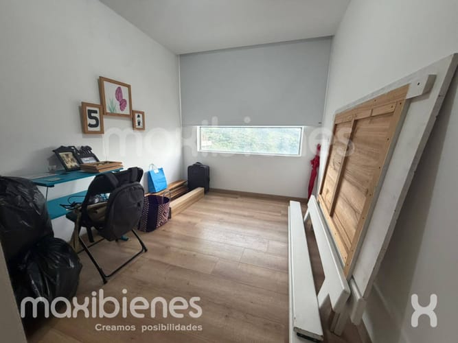 Apartamento de 2 alcobas en venta en Cañaveralejo, Sabaneta, 68 m² · foto 3 de 18