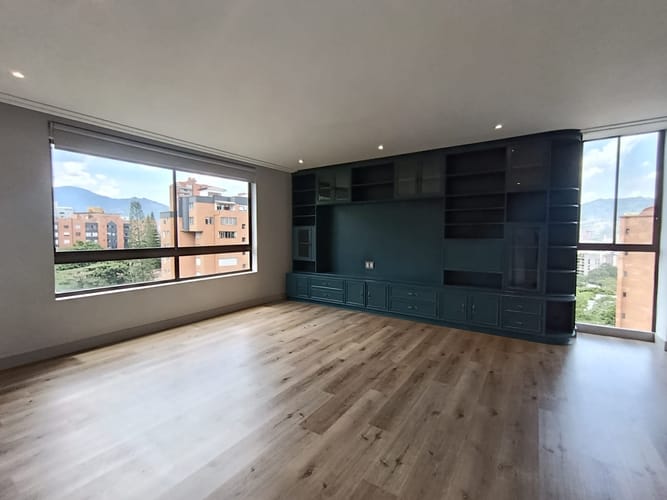 Apartamento de 3 alcobas en arriendo en El Diamante No. 2, Medellín, 370 m² · foto 8 de 20
