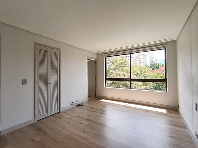 Apartamento de 3 alcobas en arriendo en El Diamante No. 2, Medellín, 370 m² · foto 13 de 20