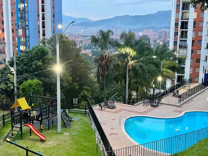 Apartamento de 3 alcobas en arriendo en Calasanz, Medellín, 55 m² · foto 22 de 24