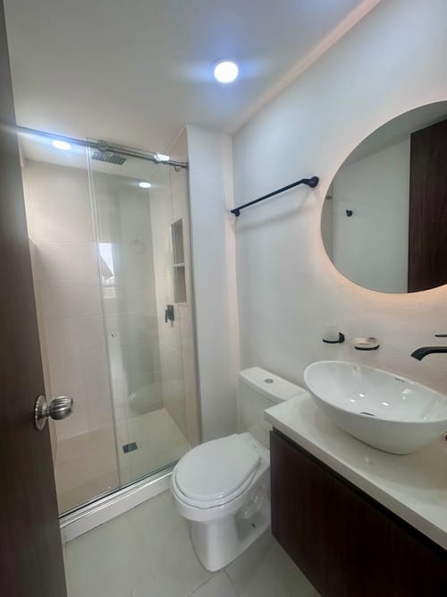 Apartamento de 2 alcobas en arriendo en Las Vegas De Comfandi, Cali, 70 m² · foto 3 de 9