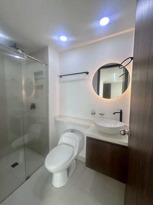 Apartamento de 2 alcobas en arriendo en Las Vegas De Comfandi, Cali, 70 m² · foto 4 de 9
