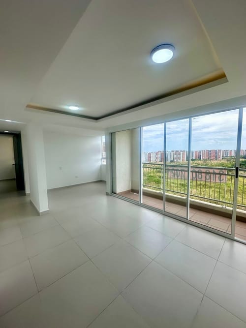 Apartamento de 2 alcobas en arriendo en Las Vegas De Comfandi, Cali, 70 m² · foto 8 de 9