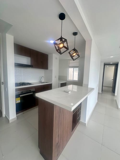 Apartamento de 2 alcobas en arriendo en Las Vegas De Comfandi, Cali, 70 m² · foto 7 de 9