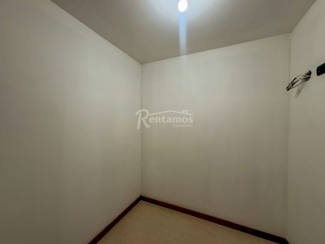 Casa de 3 alcobas en arriendo en Bosques De Zuñiga, Envigado, 250 m² · foto 12 de 24