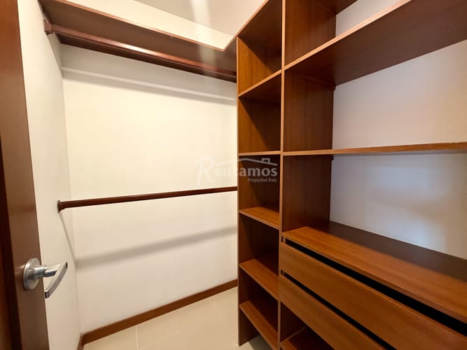 Casa de 3 alcobas en arriendo en Bosques De Zuñiga, Envigado, 250 m² · foto 21 de 24