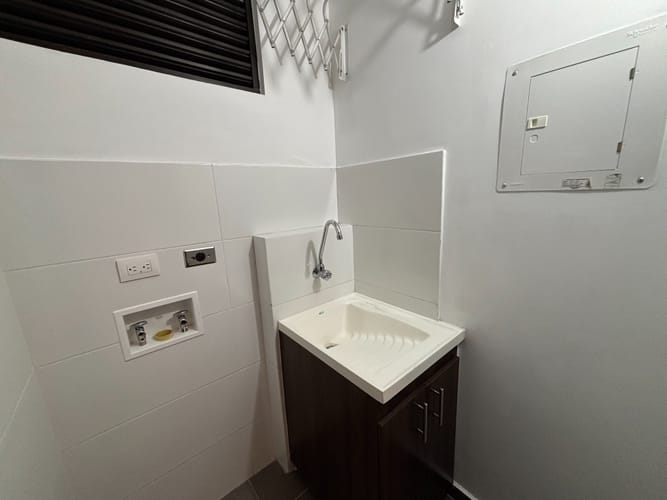 Apartamento de 2 alcobas en arriendo en Colina Campestre, Bogotá, 60 m² · foto 15 de 19