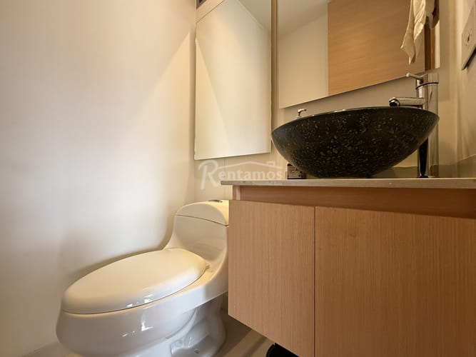 Apartamento de 3 alcobas en arriendo en El Poblado, Envigado, 123 m² · foto 13 de 21