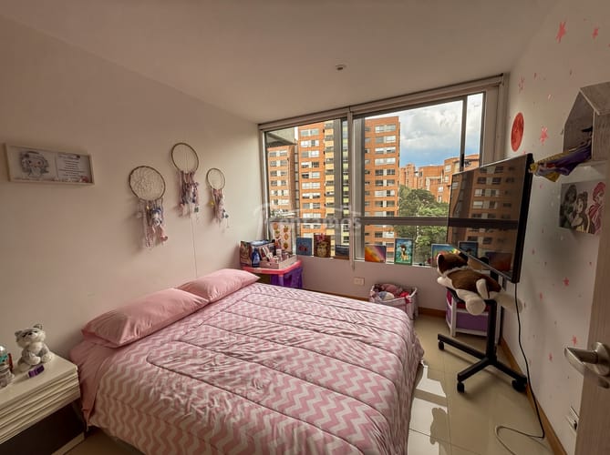 Apartamento de 3 alcobas en arriendo en El Poblado, Envigado, 123 m² · foto 14 de 21