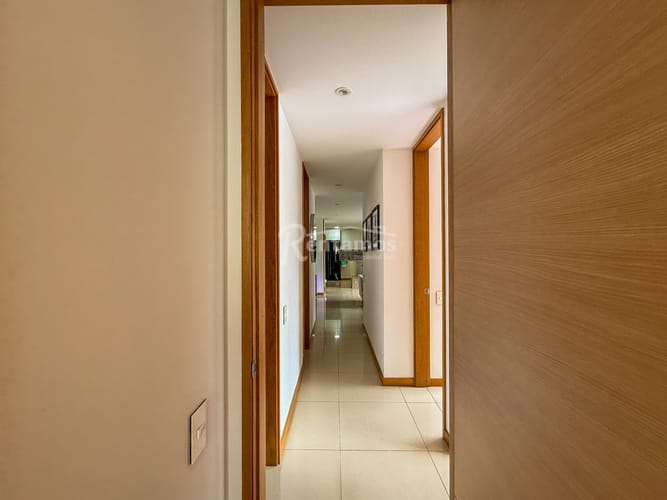 Apartamento de 3 alcobas en arriendo en El Poblado, Envigado, 123 m² · foto 20 de 21