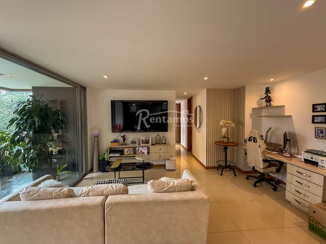 Apartamento de 3 alcobas en arriendo en El Poblado, Envigado, 123 m² · foto 21 de 21