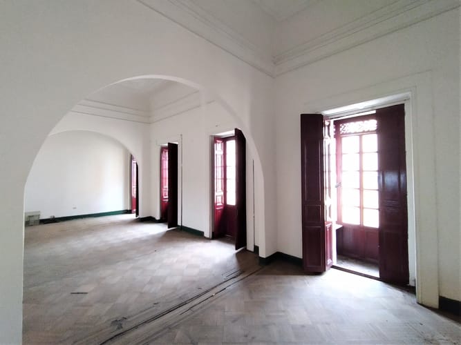 Casa de 9 alcobas en venta en La Candelaria, Bogotá, 935 m² · foto 3 de 17