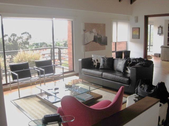 Apartamento de 4 alcobas en venta en Club De Los Lagartos, Bogotá, 245 m² · foto 8 de 20