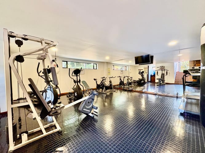 Apartamento de 4 alcobas en venta en Club De Los Lagartos, Bogotá, 245 m² · foto 19 de 20