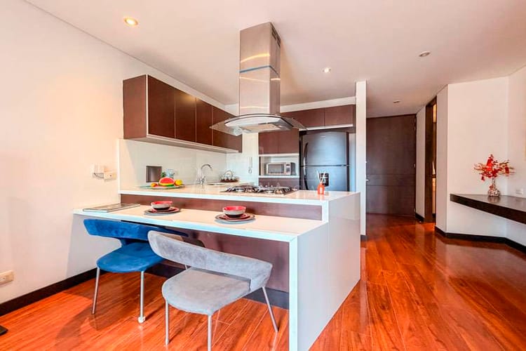 Apartamento de 1 alcoba en arriendo en Chico Norte, Bogotá, 53 m² · foto 3 de 10