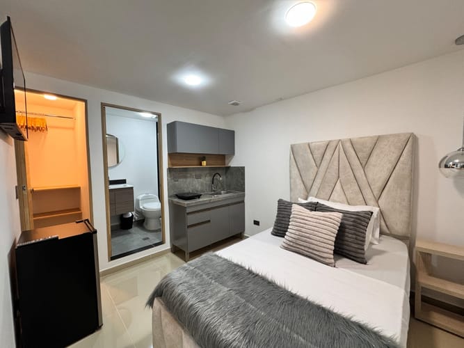 Casa de 13 alcobas en arriendo en Unicentro Bogotá, Bogotá, 400 m² · foto 23 de 24