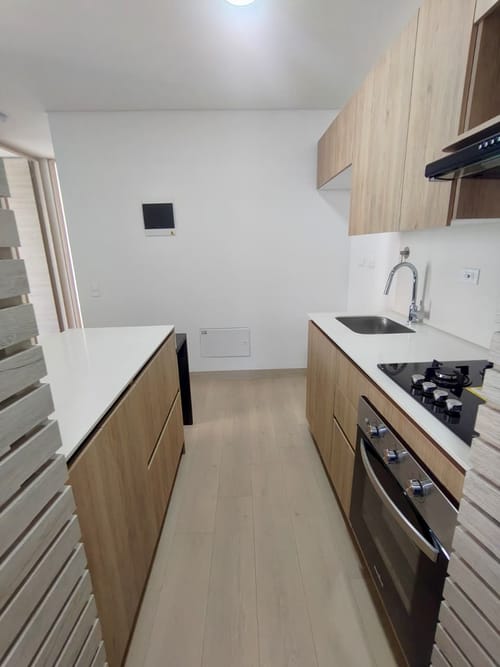 Apartamento de 2 alcobas en arriendo en Los Balsos, Medellín, 63 m² · foto 4 de 18