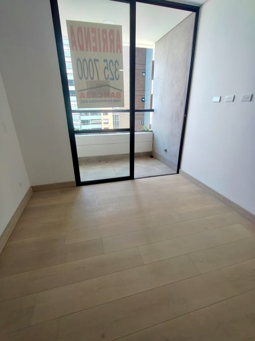 Apartamento de 2 alcobas en arriendo en Los Balsos, Medellín, 63 m² · foto 14 de 18