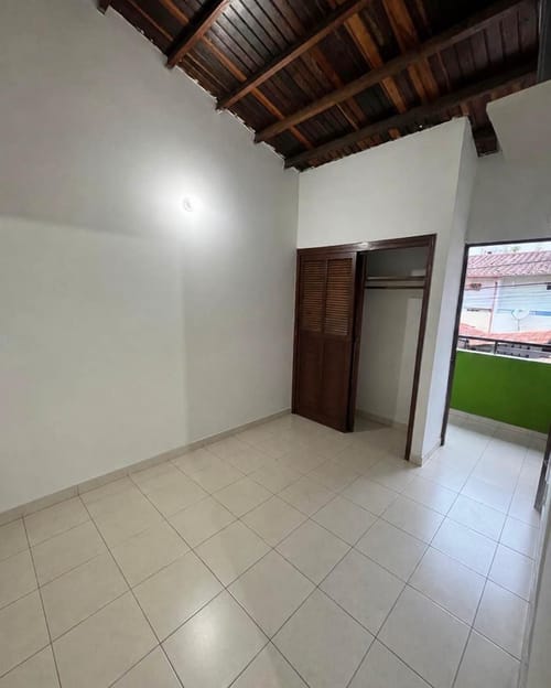 Casa de 3 alcobas en venta en Casco Antiguo - Floridablanca, Floridablanca, 120 m² · foto 7 de 9