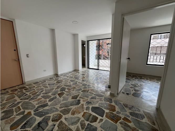 Casa de 3 alcobas en arriendo en Alcala, Envigado, 100 m² · foto 4 de 14