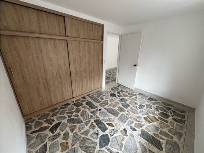 Casa de 3 alcobas en arriendo en Alcala, Envigado, 100 m² · foto 8 de 14