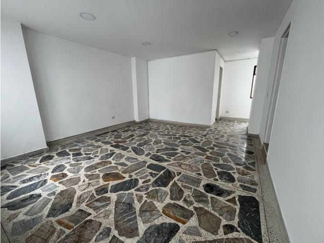 Casa de 3 alcobas en arriendo en Alcala, Envigado, 100 m² · foto 11 de 14