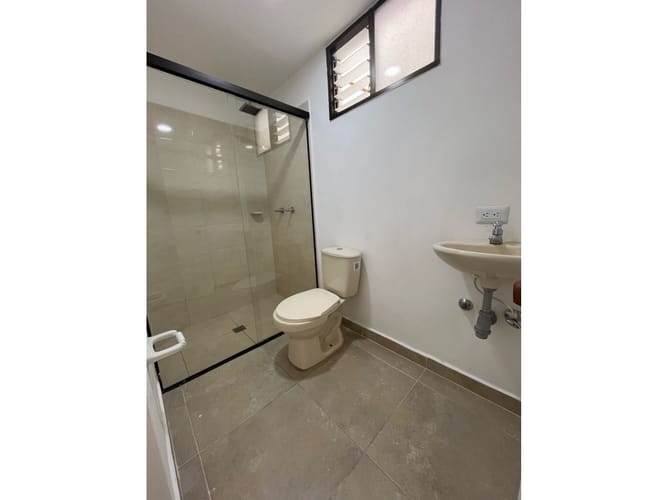 Casa de 3 alcobas en arriendo en Alcala, Envigado, 100 m² · foto 12 de 14