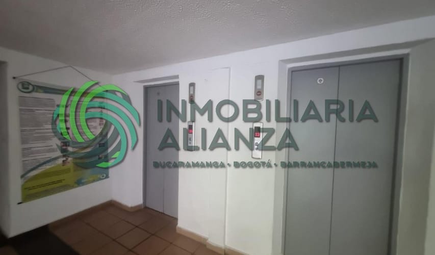 Apartamento de 2 alcobas en venta en Rio Frio, Floridablanca, 53 m² · foto 4 de 24