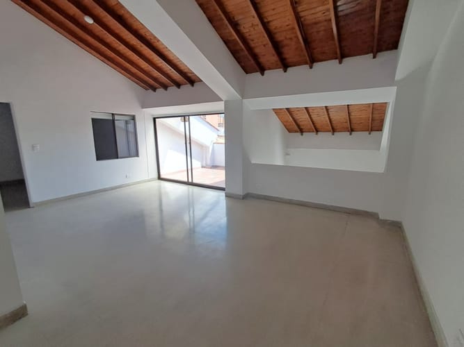 Apartamento de 4 alcobas en arriendo en Florida Nueva, Medellín, 184 m² · foto 11 de 24