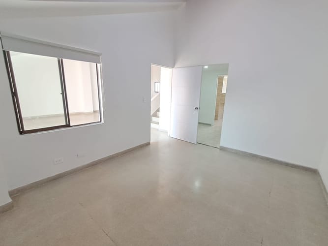 Apartamento de 4 alcobas en arriendo en Florida Nueva, Medellín, 184 m² · foto 20 de 24